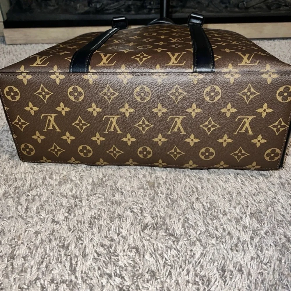 Louis Vuitton Monogram Macassar